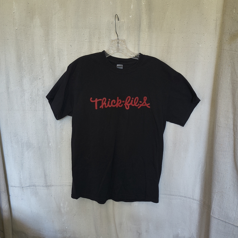Thick Fil A Men's Black T Shirt Size Medium With Red Graphic Design
